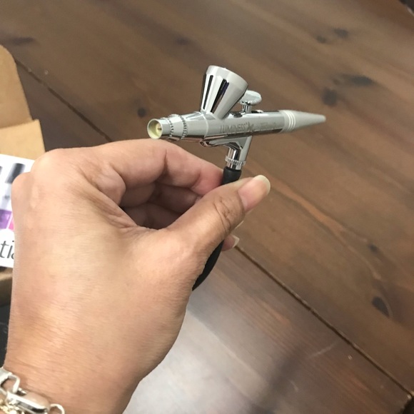 Luminess Air brush make up foundation Machine - Picture 4 of 4